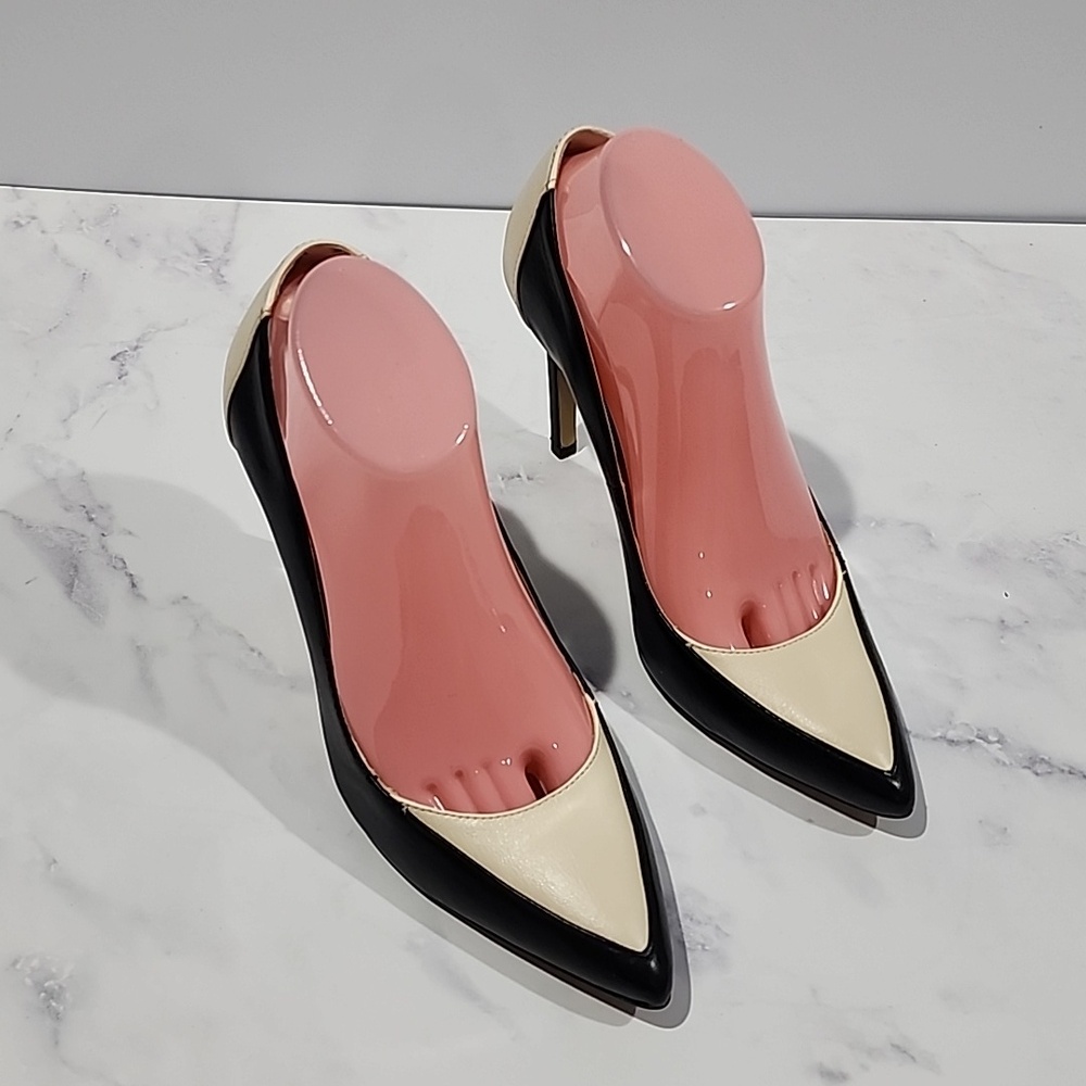 Banana Republic Elegant Black and Cream Heels